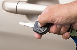 automotive locksmith